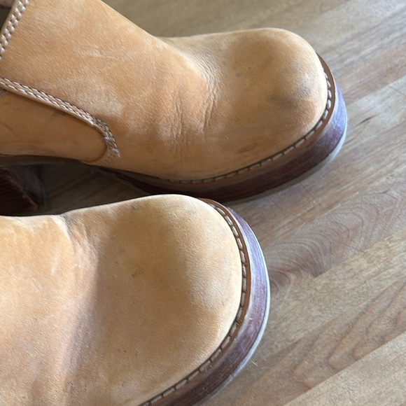 Tan Leather Mules with Chunky Sole - Picture 3 of 6